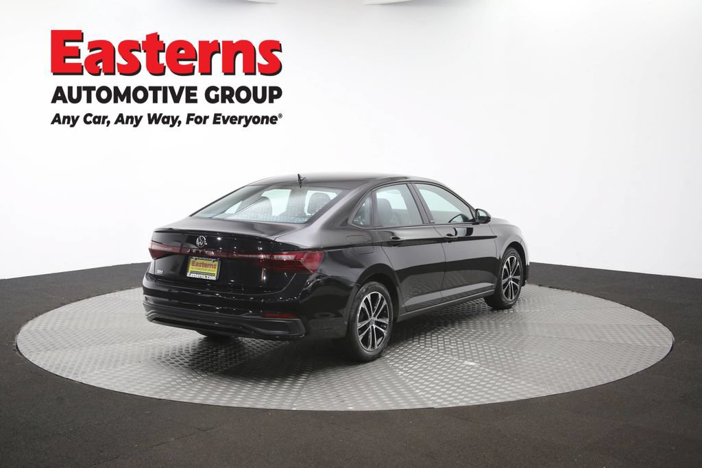 Used 2025 Volkswagen Jetta Sport FWD image 41