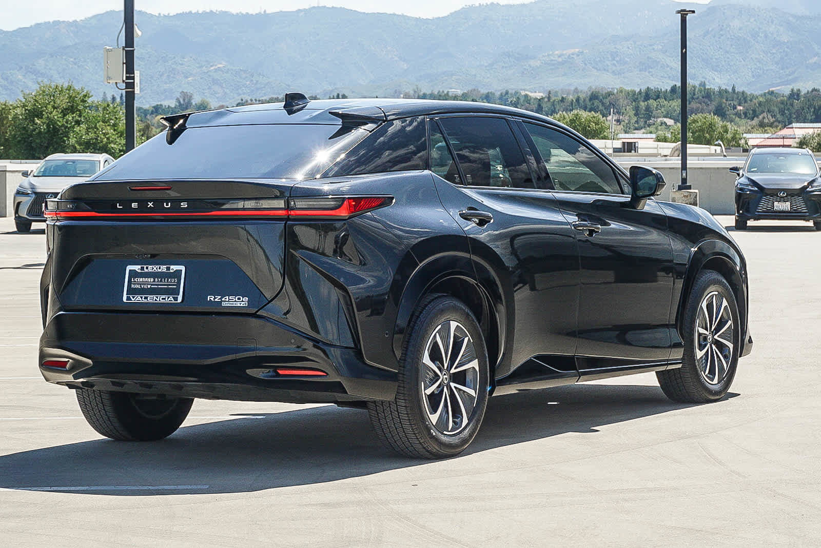 Certified 2023 Lexus RZ 450e Premium w/ Technology Package AWD/4WD image 4