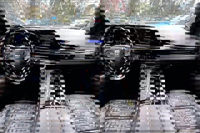 Used 2023 Cadillac Escalade Sport Platinum w/ LPO, ONYX Package image 15