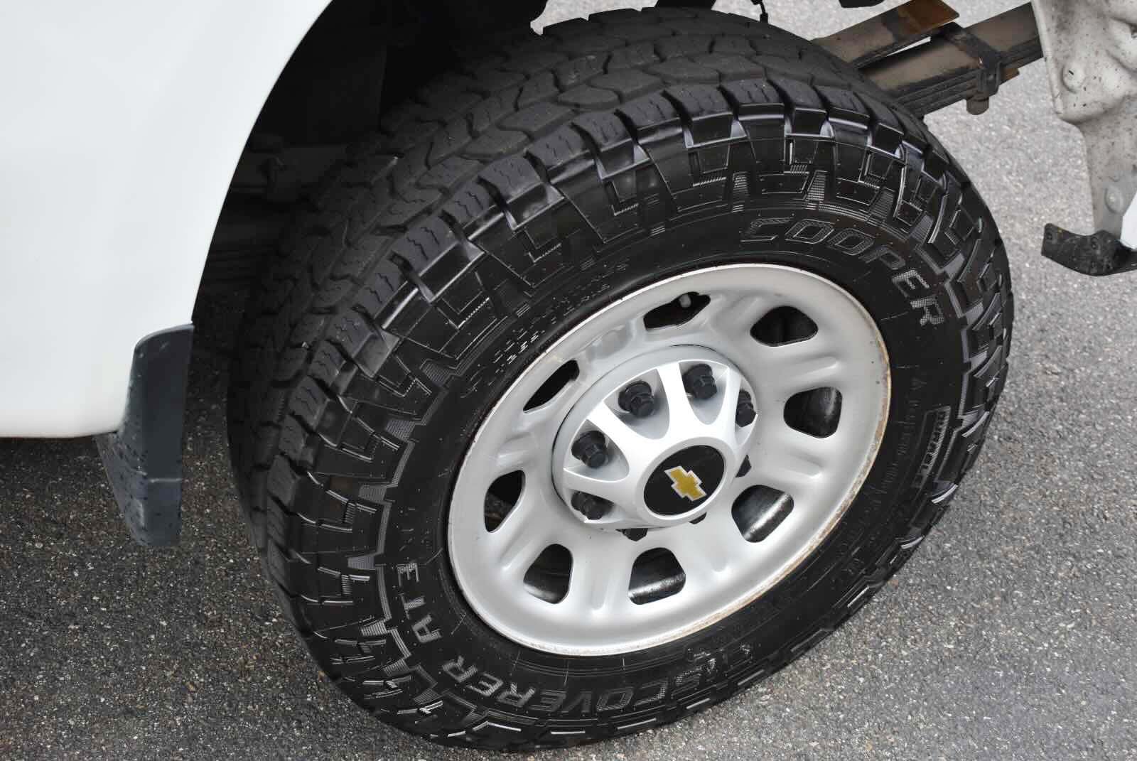 Used 2018 Chevrolet Silverado 3500 W/T RWD image 35
