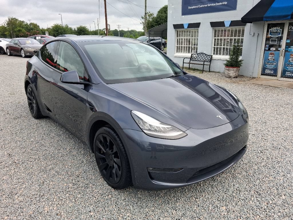 Used 2023 Tesla Model Y Long Range AWD/4WD image 15