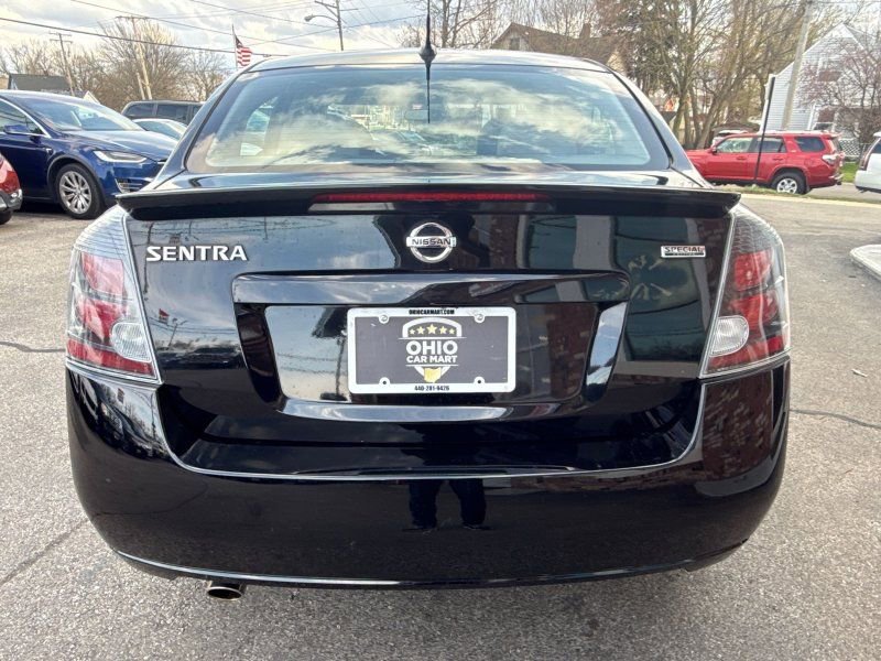 Used 2012 Nissan Sentra 2.0 SR w/ Special Edition Pkg image 6