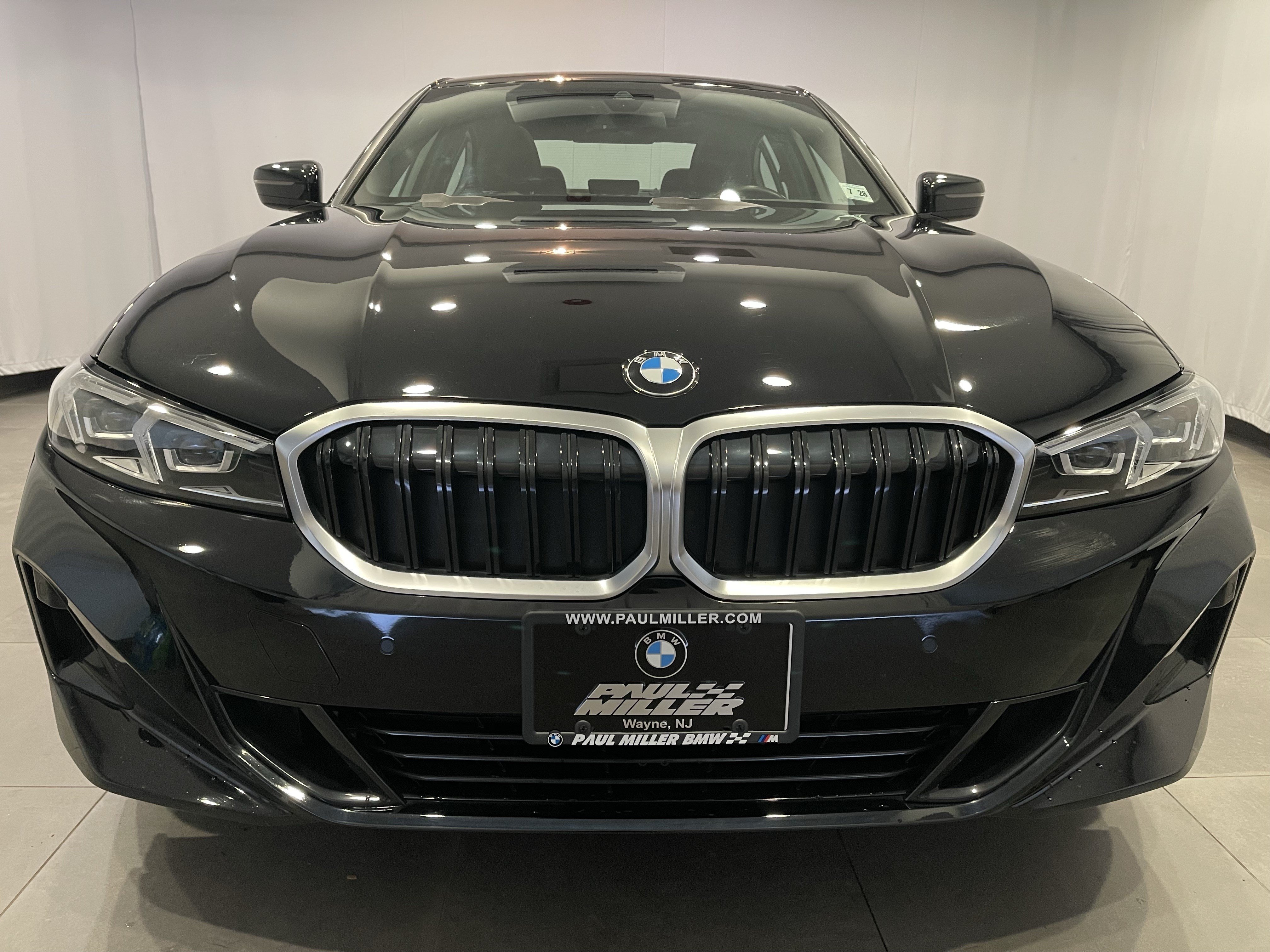 Certified 2023 BMW 330i xDrive Sedan w/ Driving Assistance Package AWD/4WD image 2