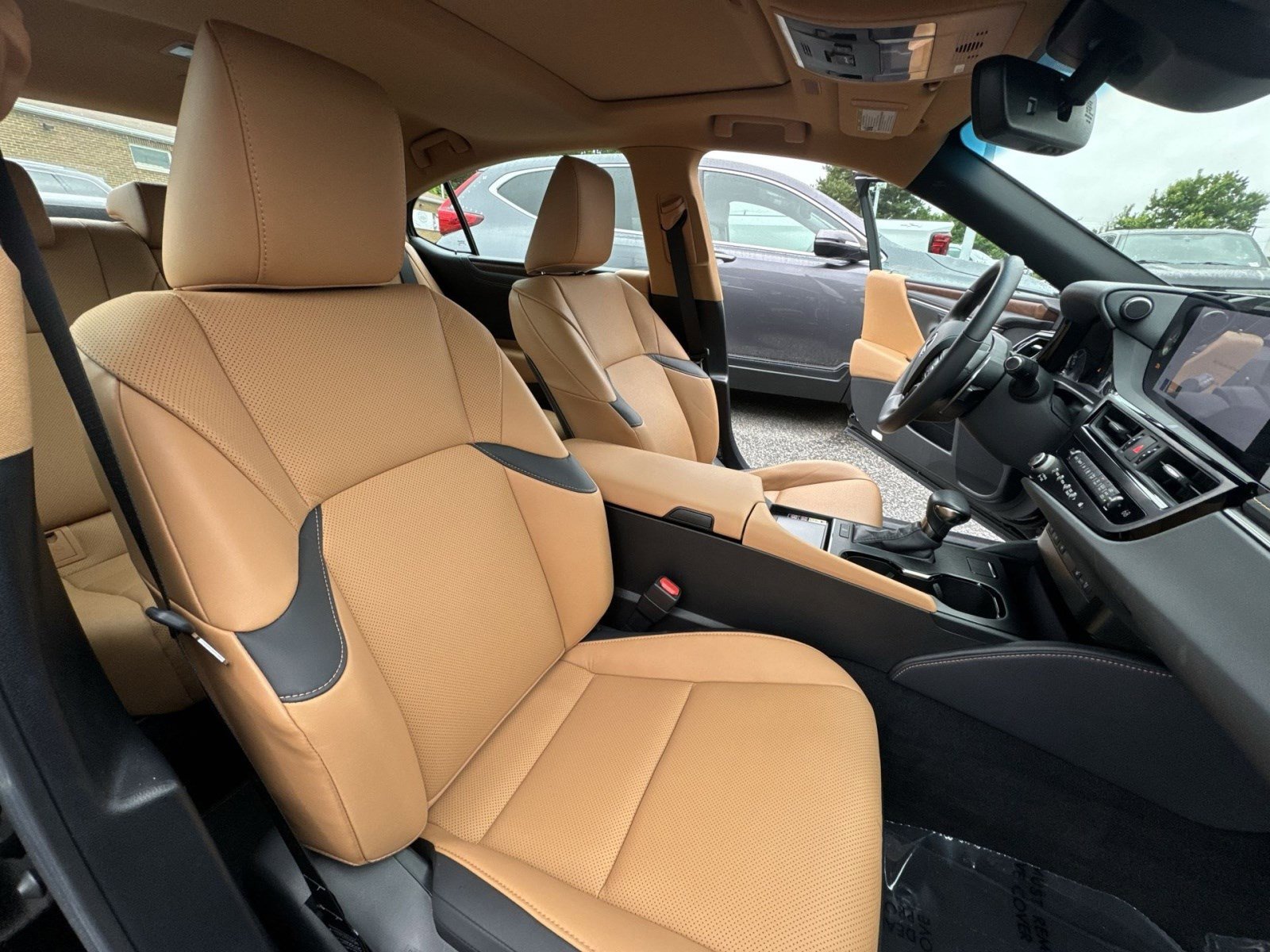 Used 2024 Lexus ES 350 w/ Premium Package FWD image 25