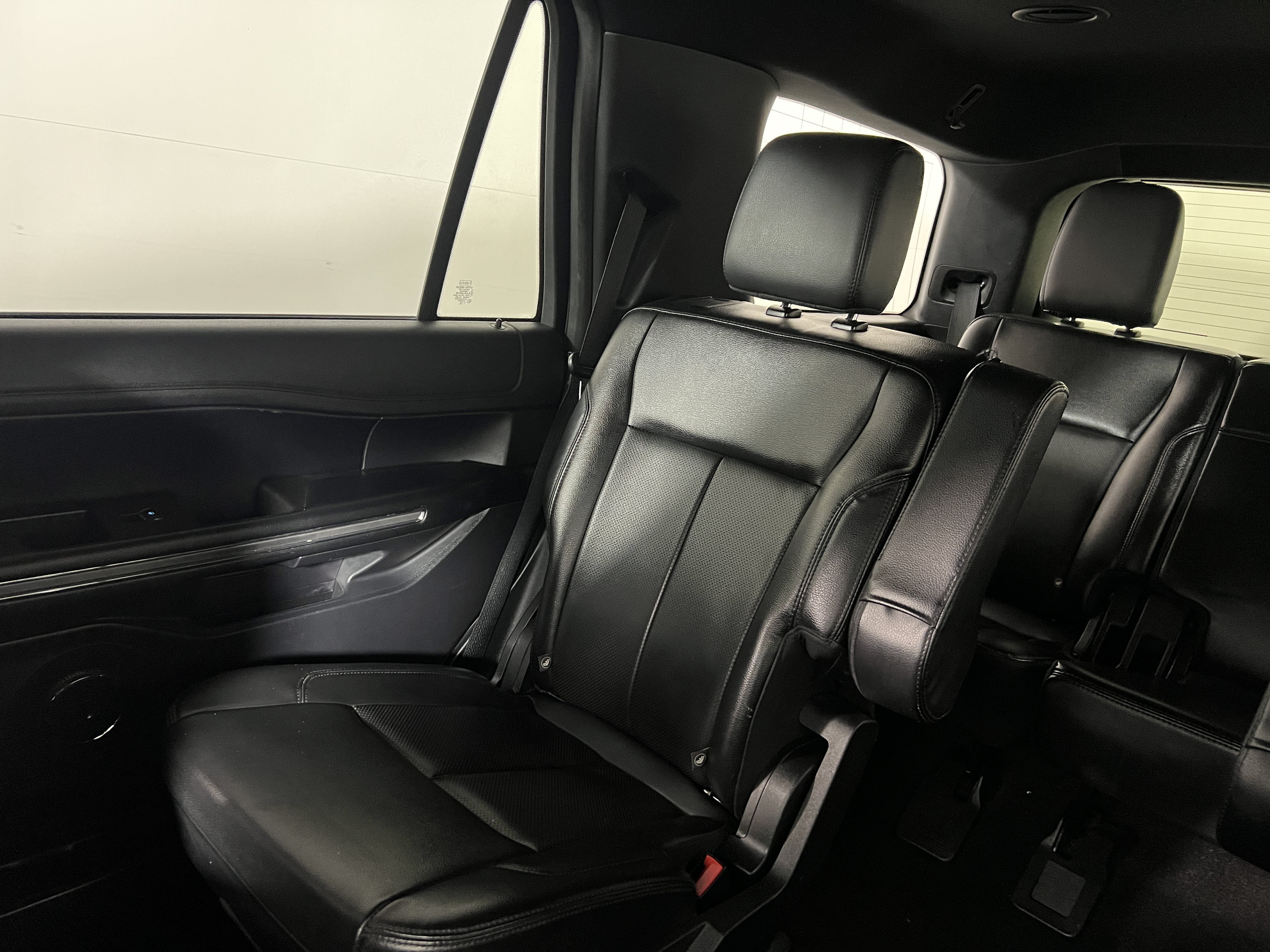 Used 2021 Ford Expedition XLT RWD image 13
