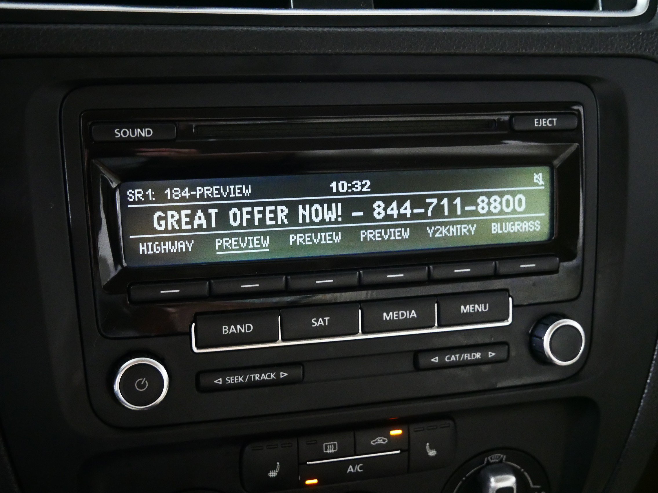 Used 2014 Volkswagen Jetta SE FWD image 22