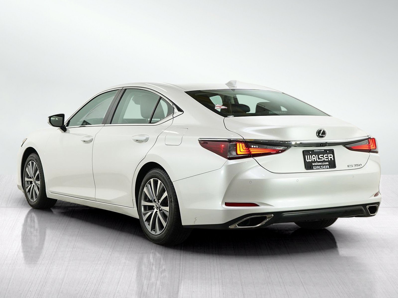 Used 2019 Lexus ES 350 FWD image 3