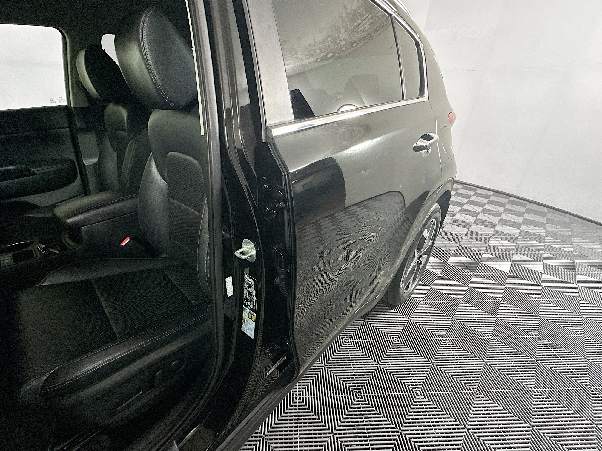 Used 2021 Kia Sportage EX FWD image 12