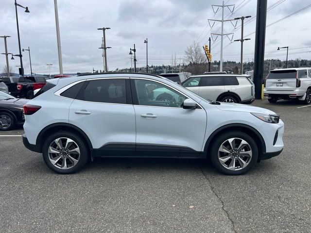 Used 2025 Ford Escape Platinum image 6
