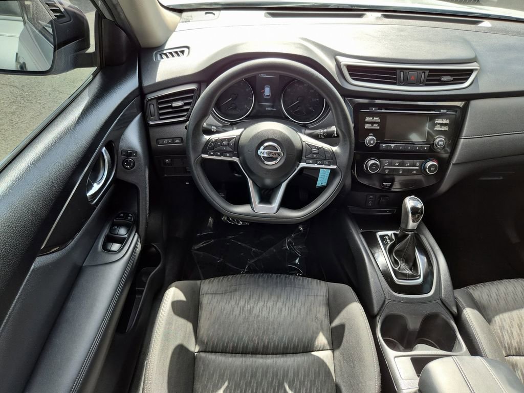 Used 2017 Nissan Rogue S image 12