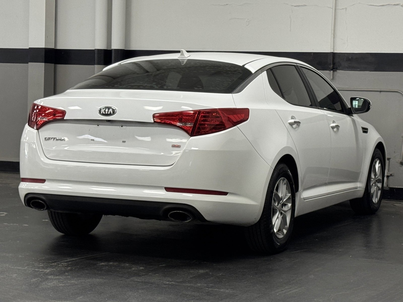 Used 2013 Kia Optima LX w/ Convenience Plus Pkg image 12