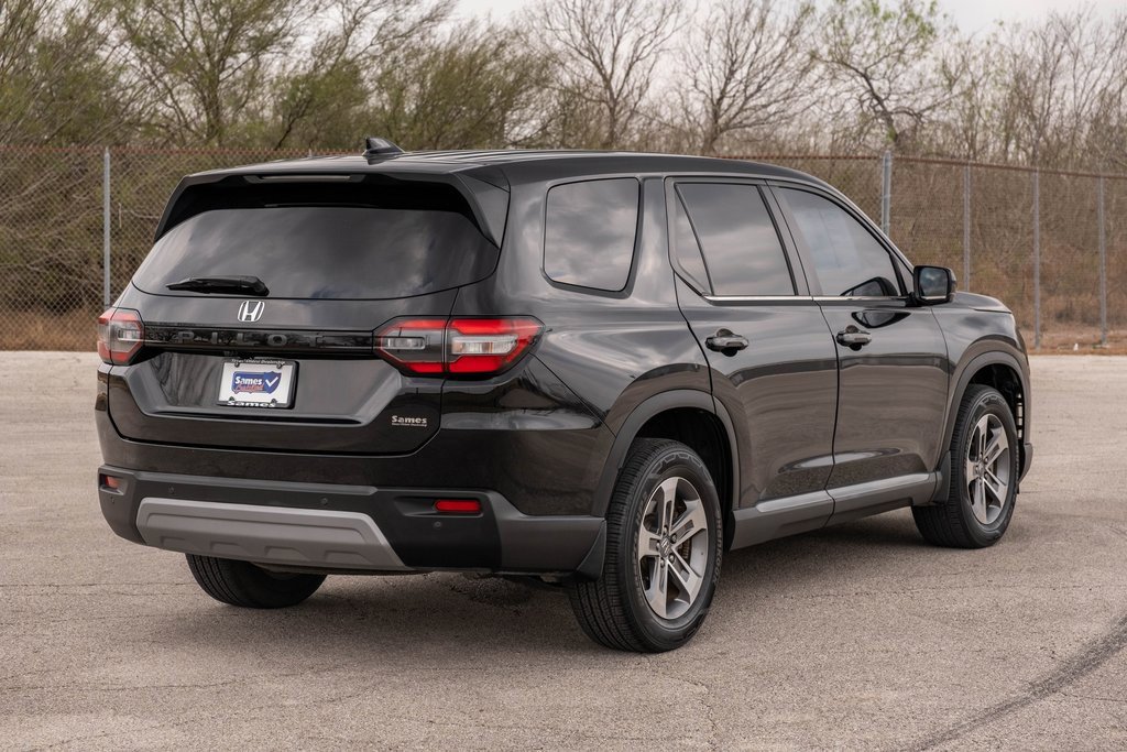 Used 2023 Honda Pilot EX-L image 7