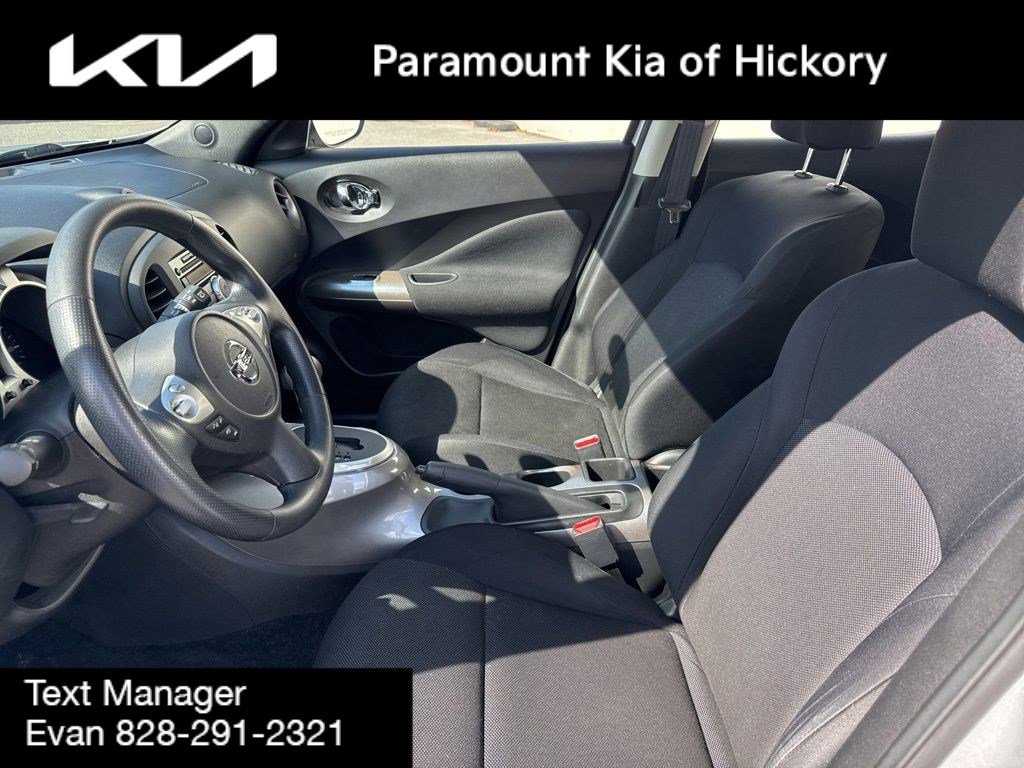 Used 2014 Nissan Juke S image 17
