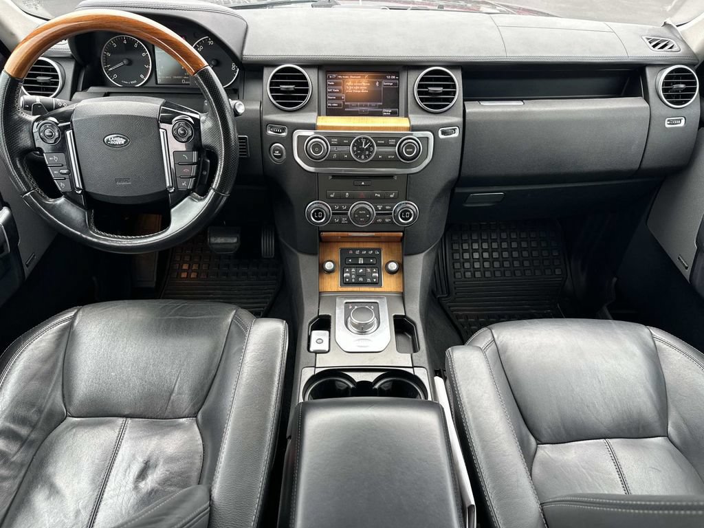 Used 2015 Land Rover LR4 HSE LUX AWD/4WD image 13