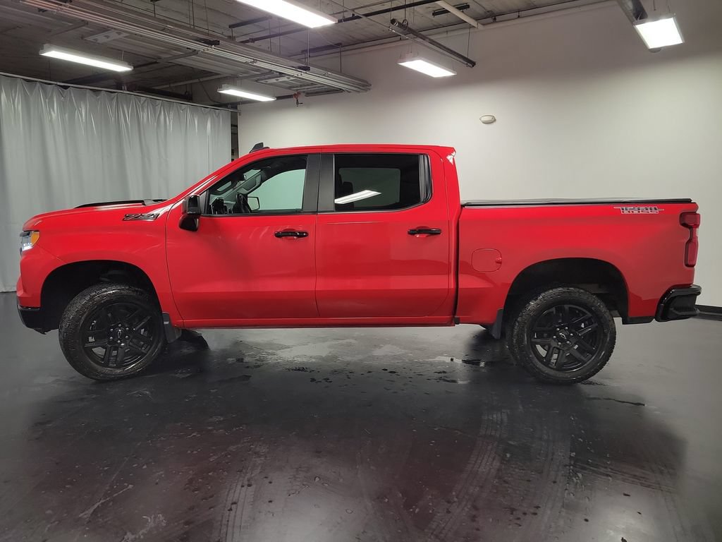 Used 2023 Chevrolet Silverado 1500 LT Trail Boss w/ Protection Package AWD/4WD image 5