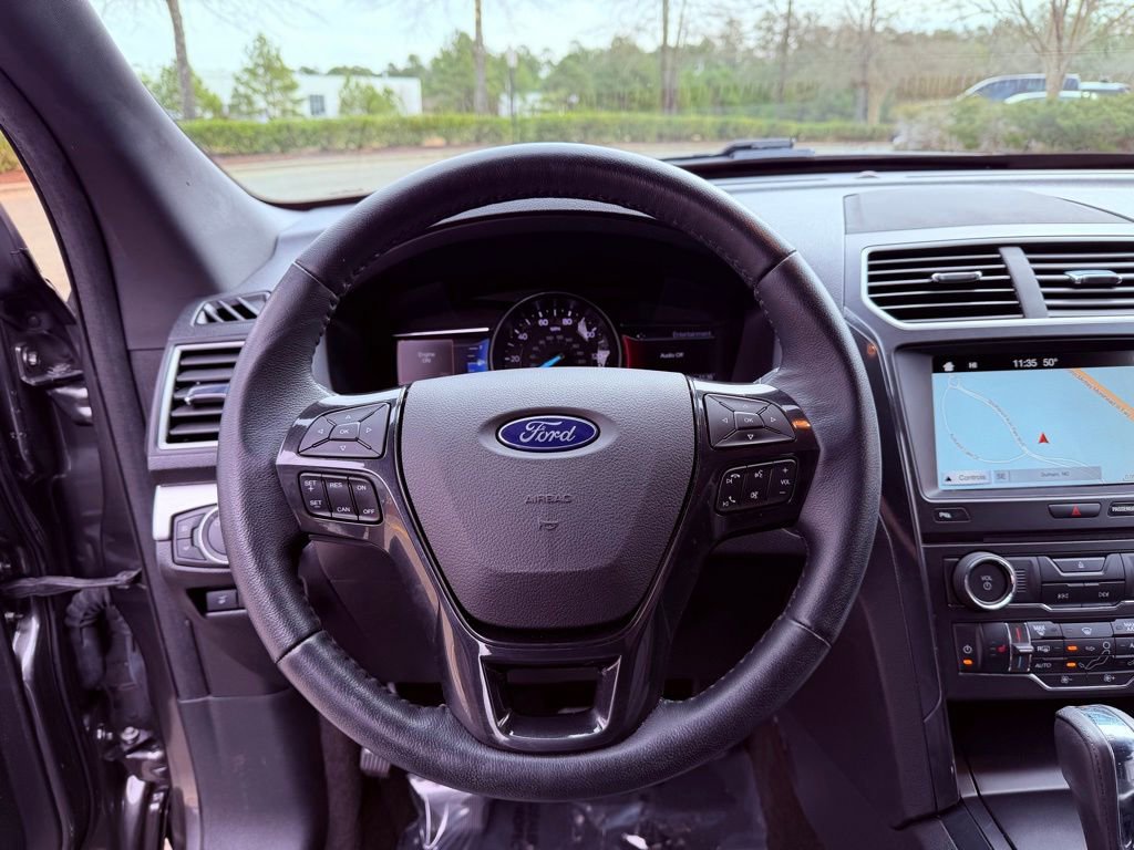 Used 2017 Ford Explorer XLT w/ Equipment Group 202A image 18