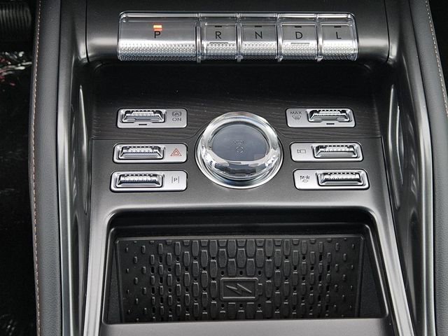 New 2026 Lincoln Nautilus Reserve w/ Jet Appearance Package AWD/4WD image 12