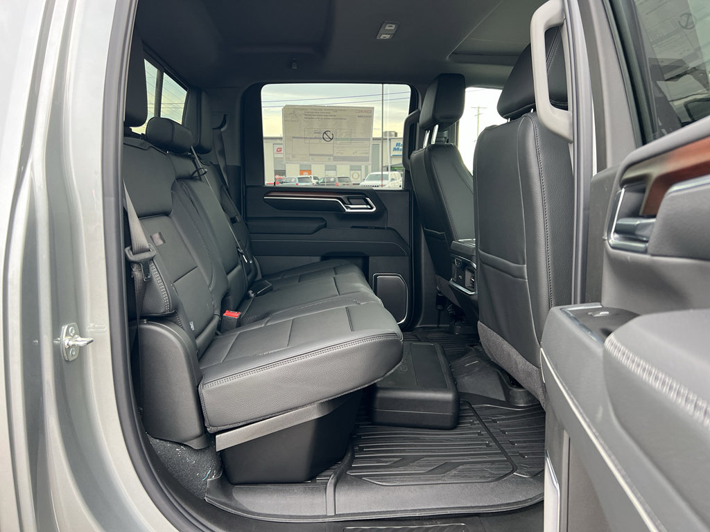 New 2026 GMC Sierra 3500 Denali w/ Denali Reserve Package image 23