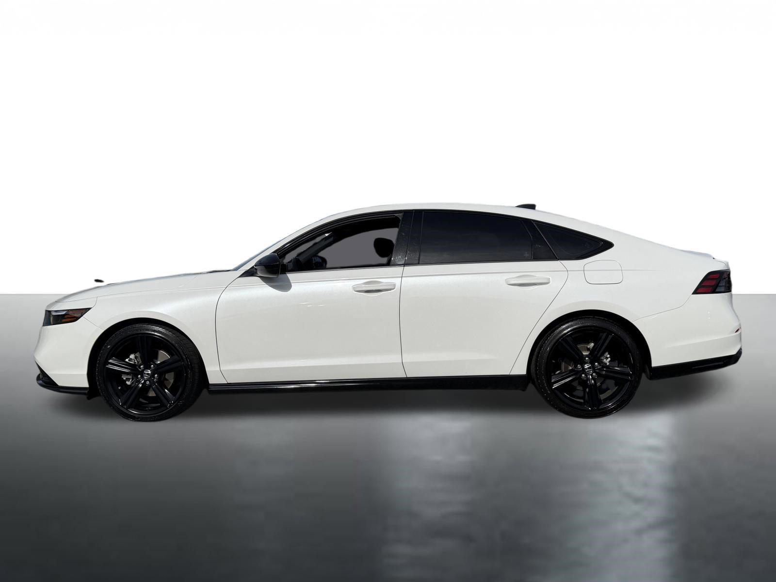 Used 2024 Honda Accord Sport image 5