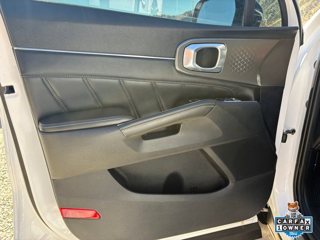 Used 2022 Kia Sorento SX image 14