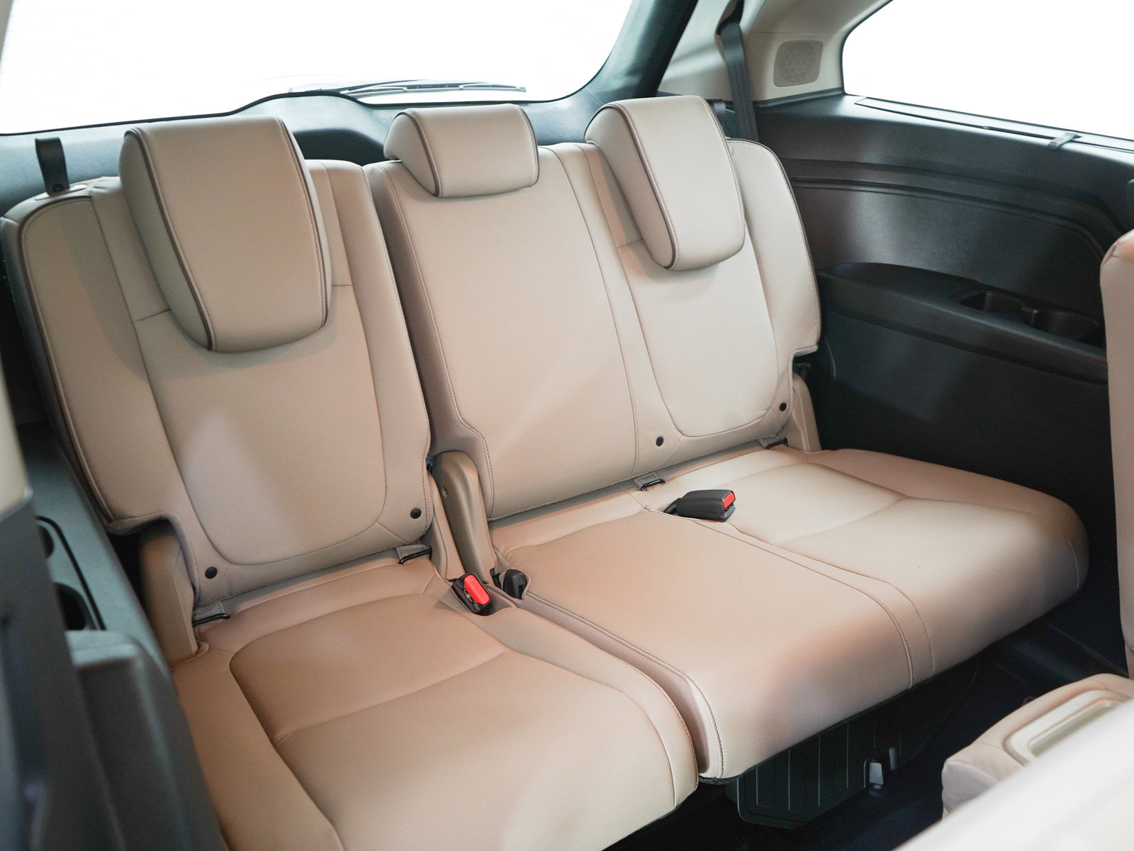 Used 2023 Honda Odyssey Elite image 13