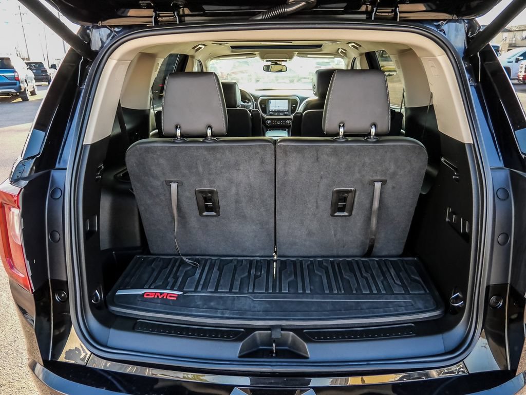 Used 2023 GMC Acadia Denali w/ Trailering Package AWD/4WD image 15