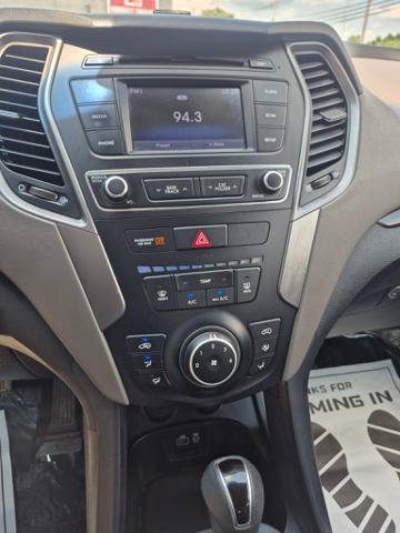 Used 2017 Hyundai Santa Fe Sport AWD/4WD image 14