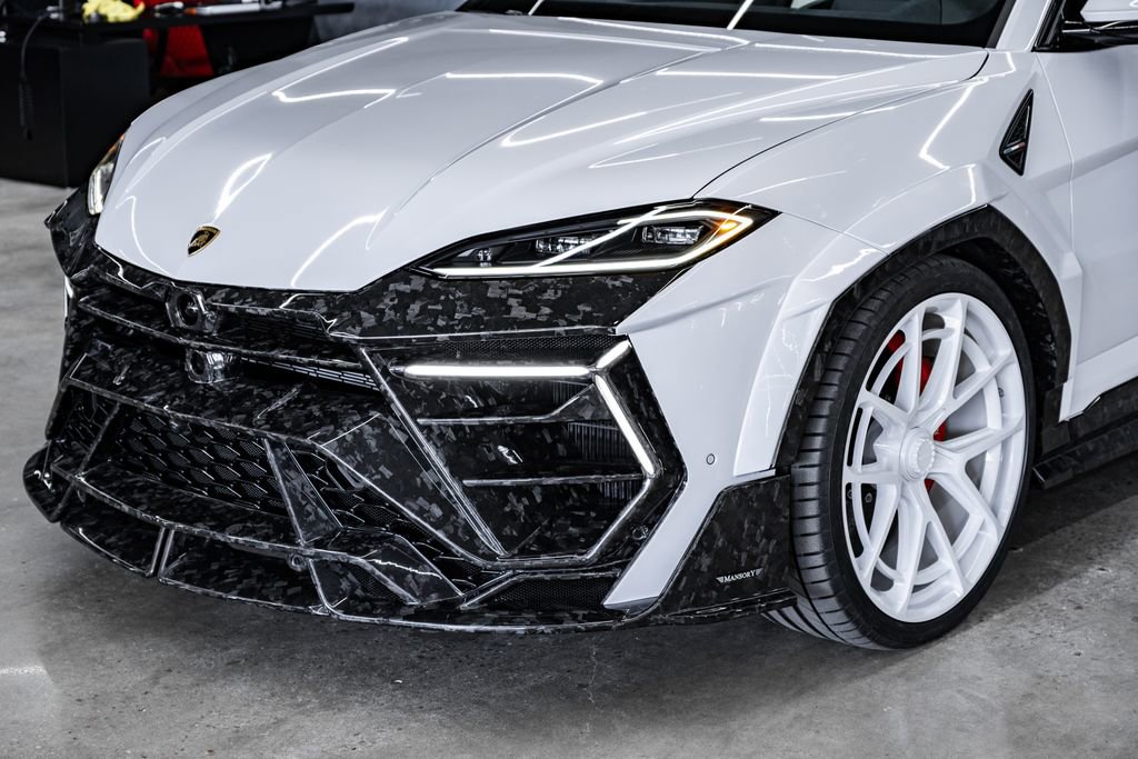 Used 2026 Lamborghini Urus SE AWD/4WD image 7
