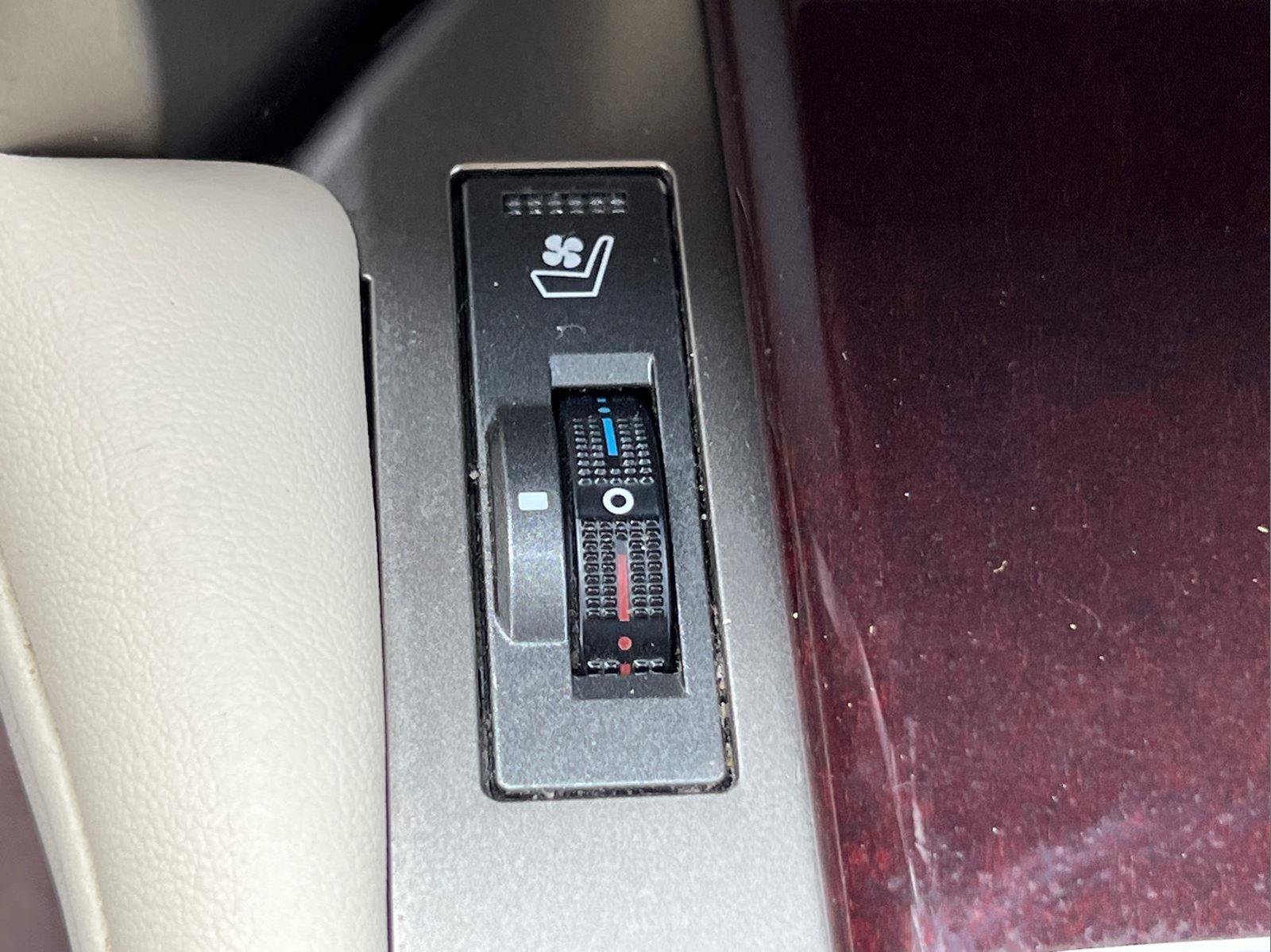 Used 2018 Lexus GX 460 Premium AWD/4WD image 27