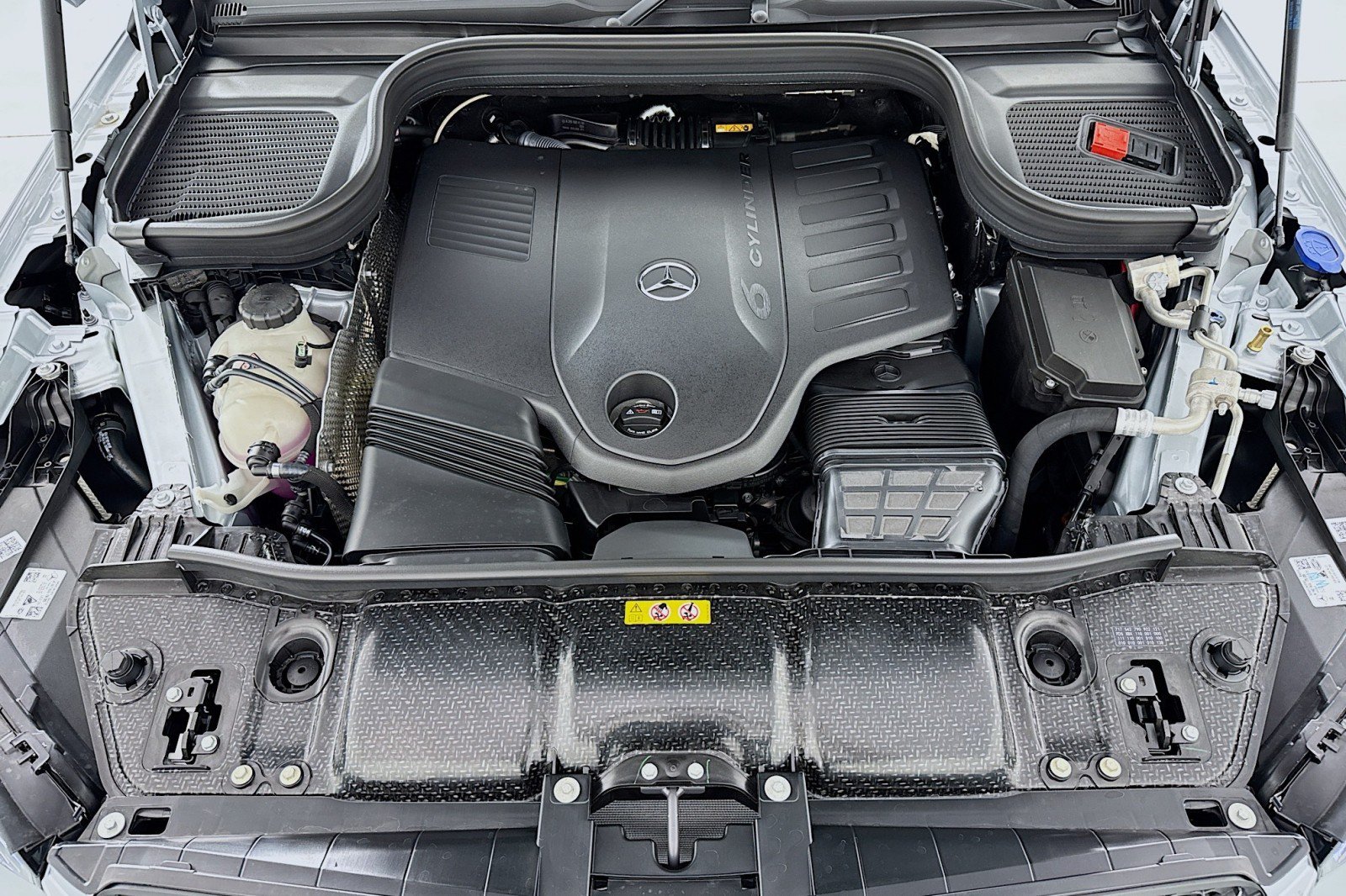 New 2026 Mercedes-Benz GLE 450 4MATIC Coupe image 6