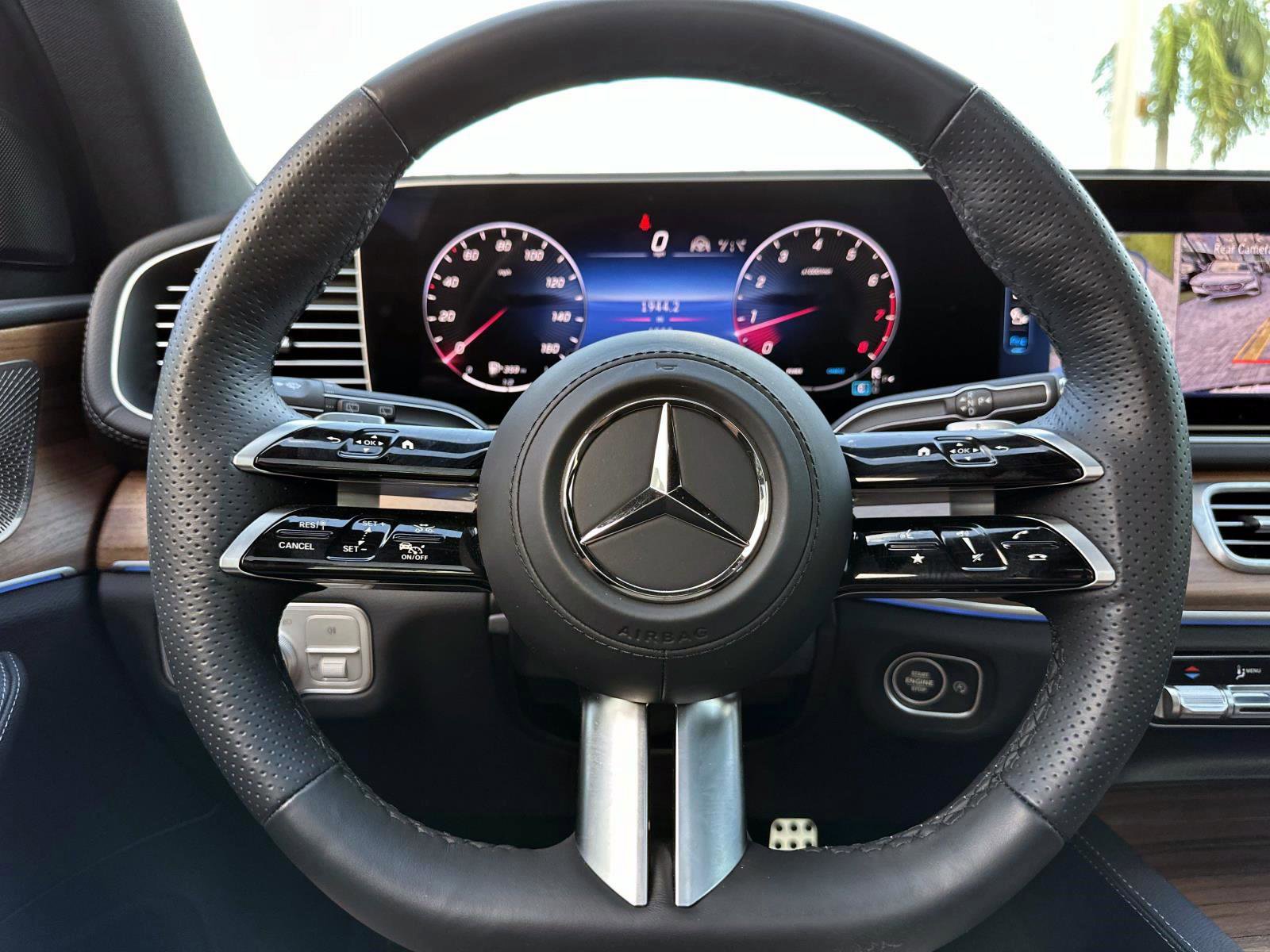 Certified 2025 Mercedes-Benz GLS 450 4MATIC image 28