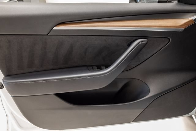 Used 2023 Tesla Model 3 Standard Range RWD image 8