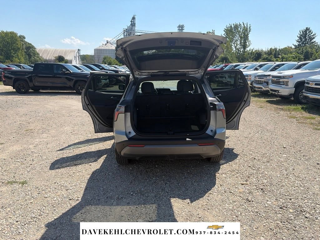 Used 2026 Chevrolet Equinox LT w/ Convenience Package II FWD image 28