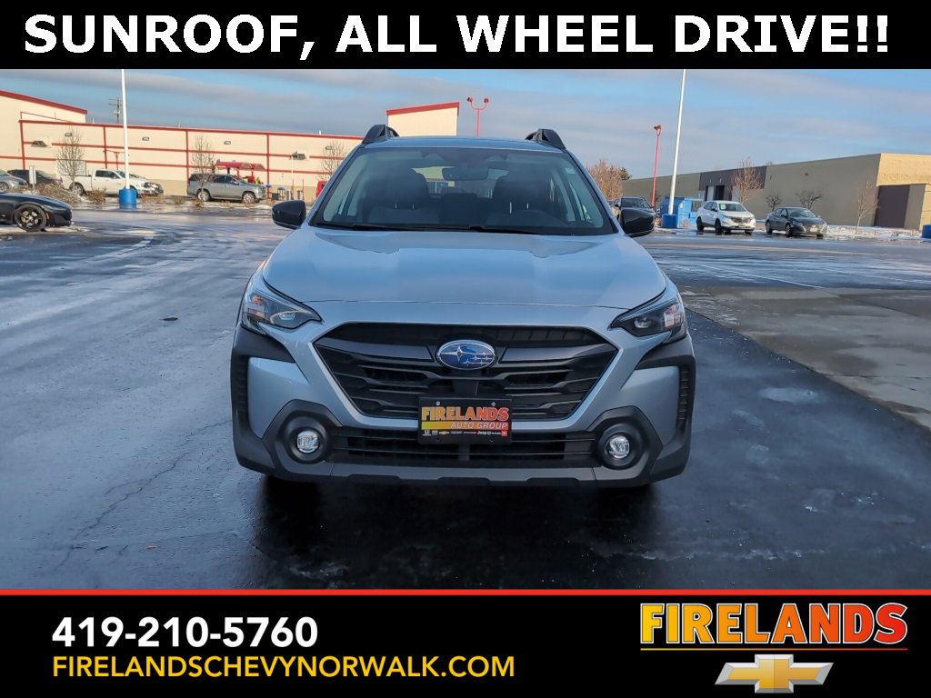 Used 2025 Subaru Outback Premium w/ Popular Package #1A image 2