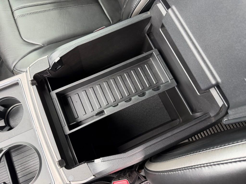 Used 2017 Ford F350 Platinum w/ Platinum Ultimate Package image 29