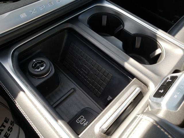 Used 2025 Ford Expedition Max Platinum image 28