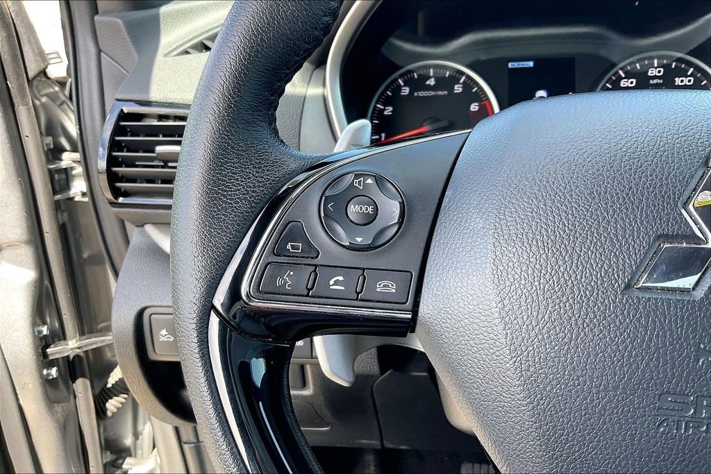 Used 2023 Mitsubishi Eclipse Cross SEL image 17