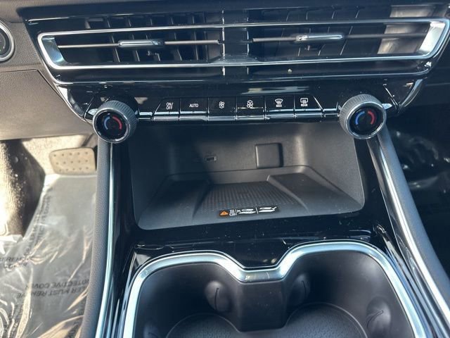 New 2026 Chevrolet Traverse RS image 26