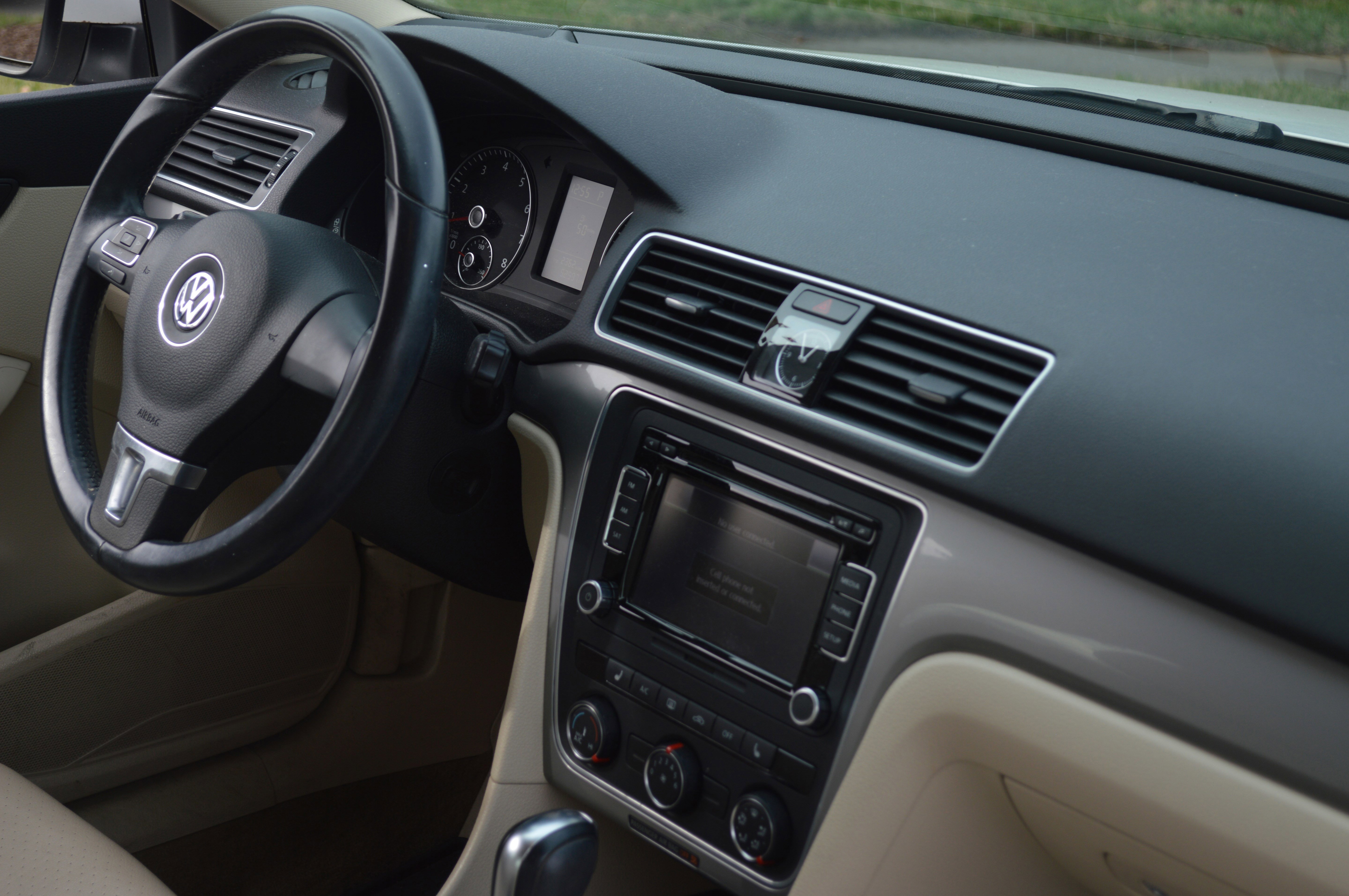 Used 2015 Volkswagen Passat 1.8T Limited Edition image 35