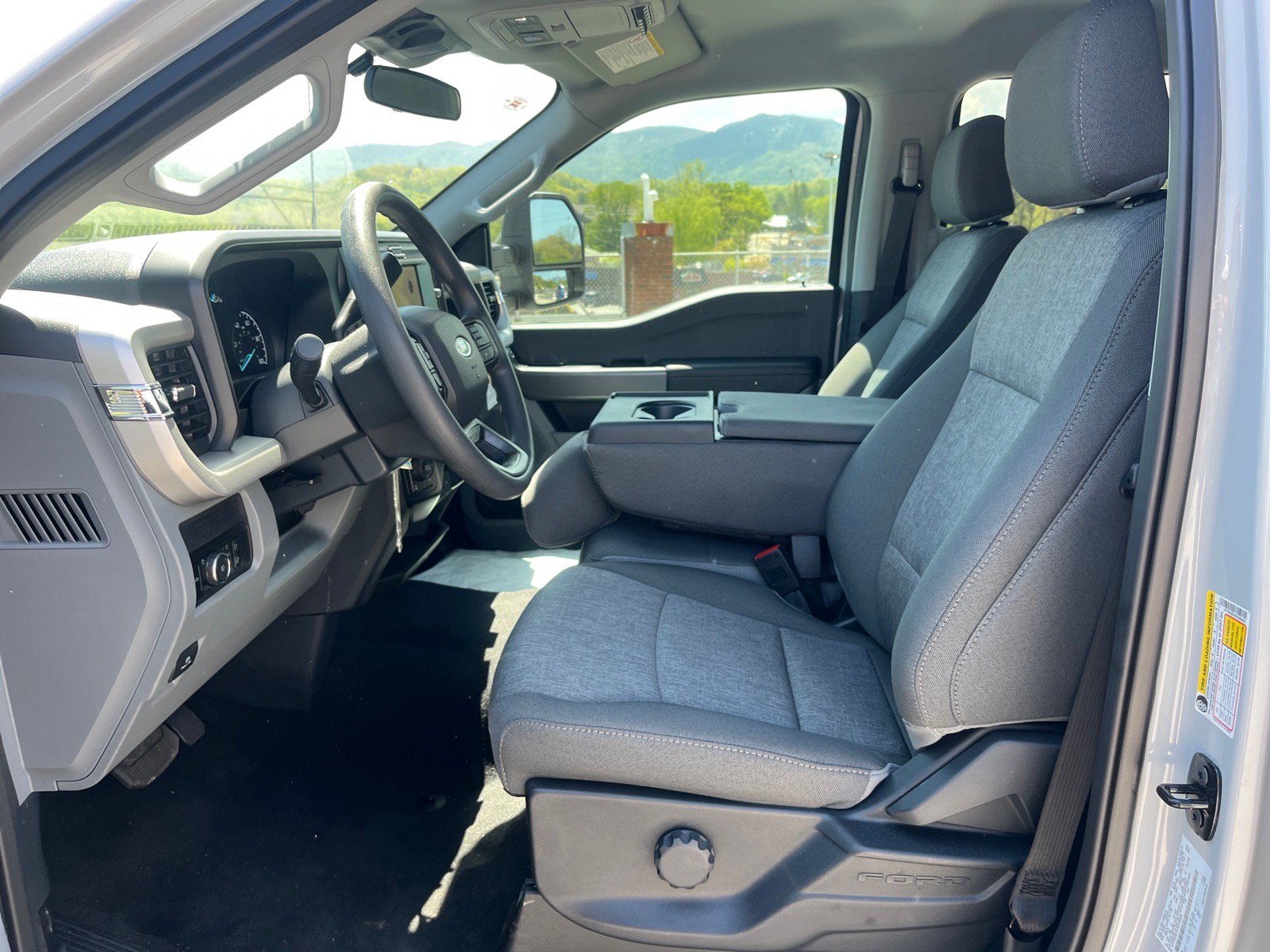 New 2026 Ford F250 XL w/ STX Appearance Package AWD/4WD image 18