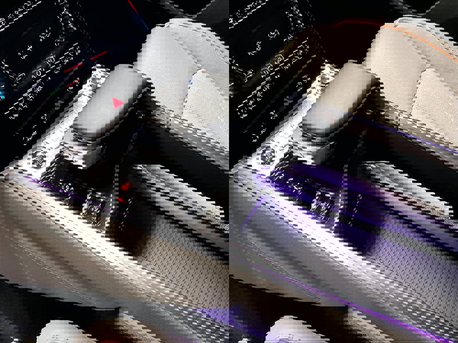 Certified 2024 Audi Q8 e-tron Prestige w/ Prestige Package image 18