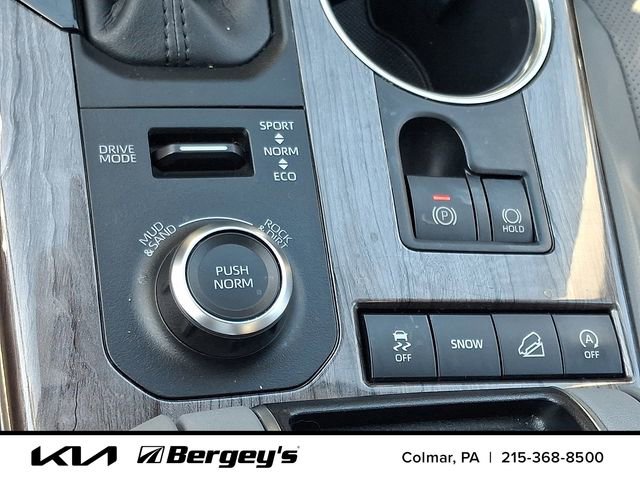 Used 2020 Toyota Highlander Platinum AWD/4WD image 30