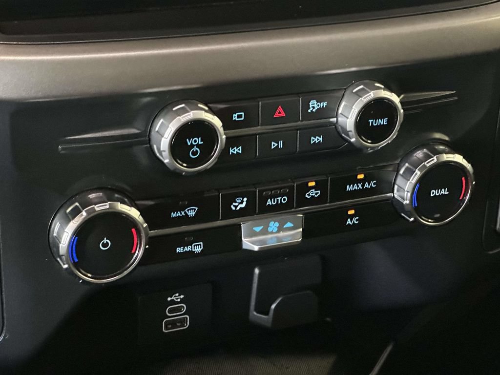 Used 2025 Ford F150 XLT w/ Equipment Group 301A Standard AWD/4WD image 33