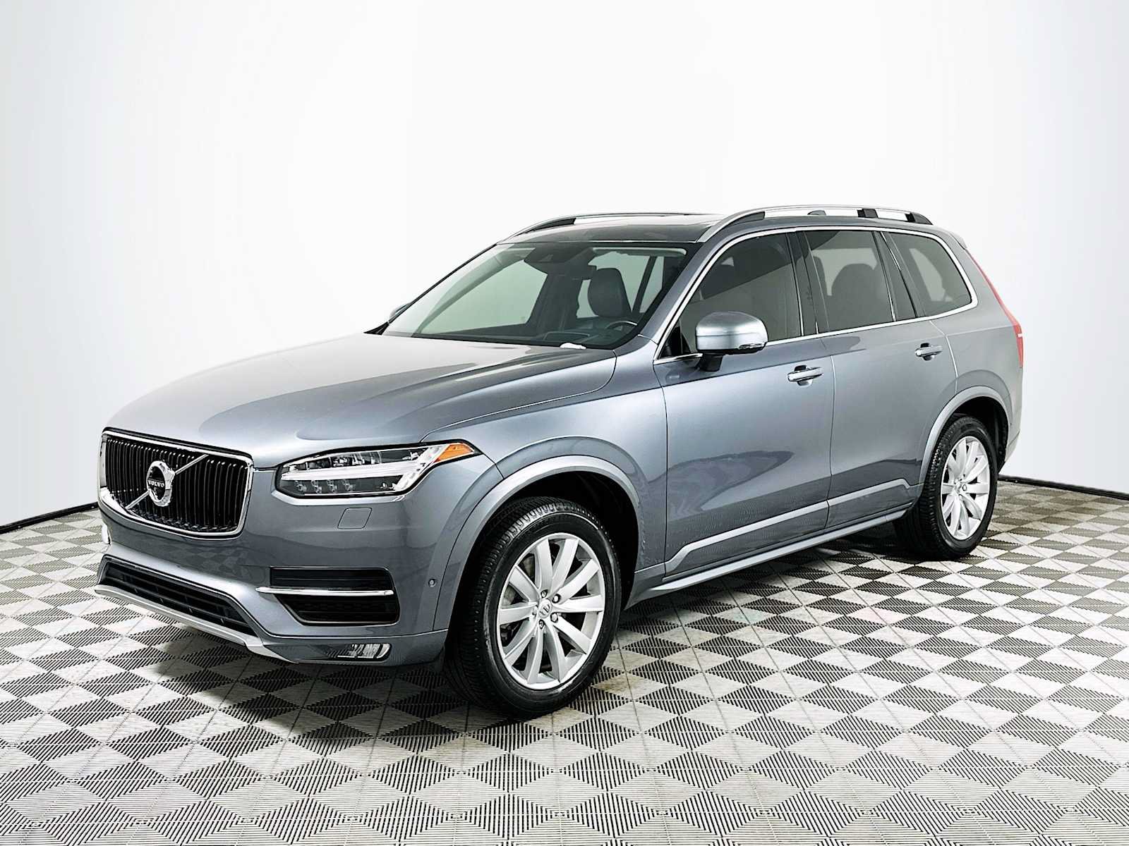 Used 2019 Volvo XC90 T6 Momentum w/ Protection Package Premier AWD/4WD image 3
