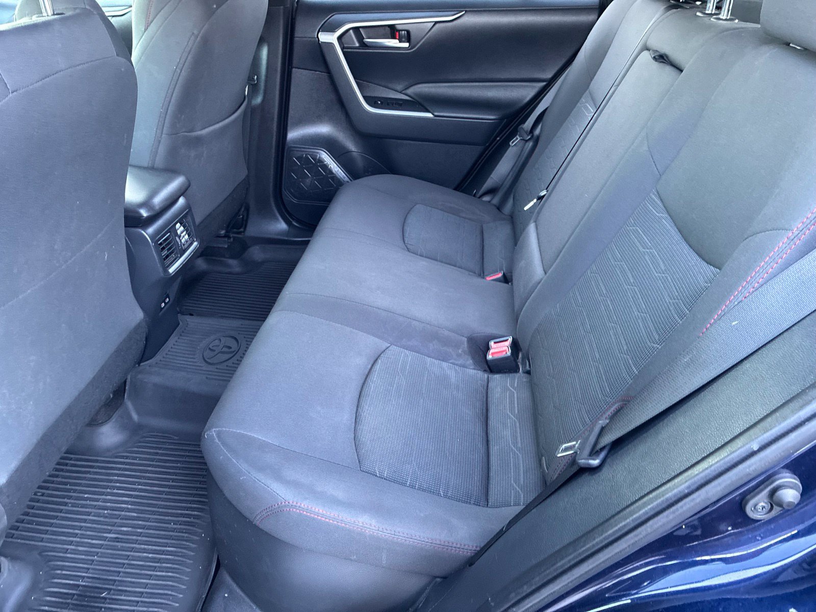 Used 2024 Toyota RAV4 SE w/ Weather & Moonroof Package AWD/4WD image 16