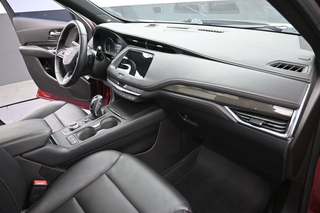 Used 2019 Cadillac XT4 Sport FWD image 16