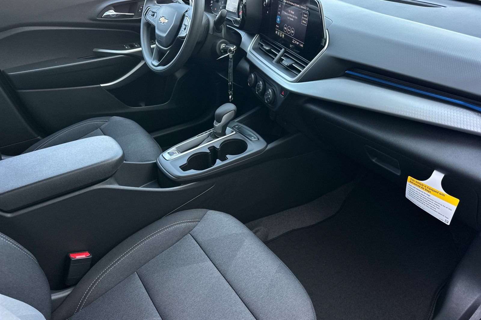New 2026 Chevrolet Trax LS w/ LS Convenience Package FWD image 16