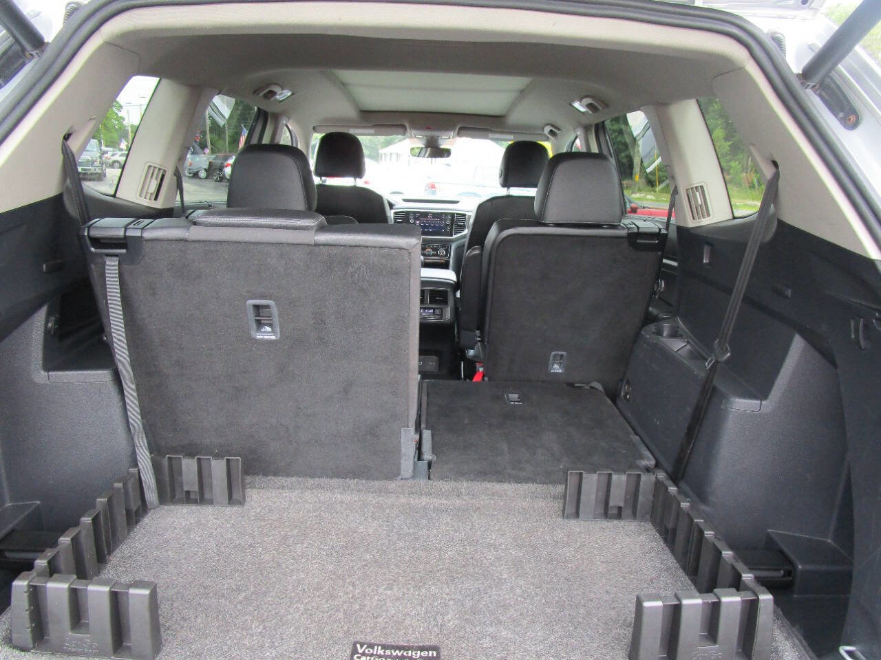 Used 2019 Volkswagen Atlas SEL image 19