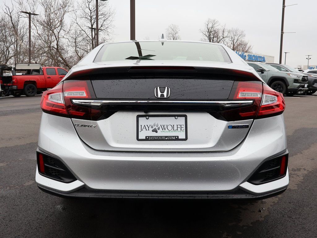 Certified 2018 Honda Clarity Plug-In Hybrid image 6