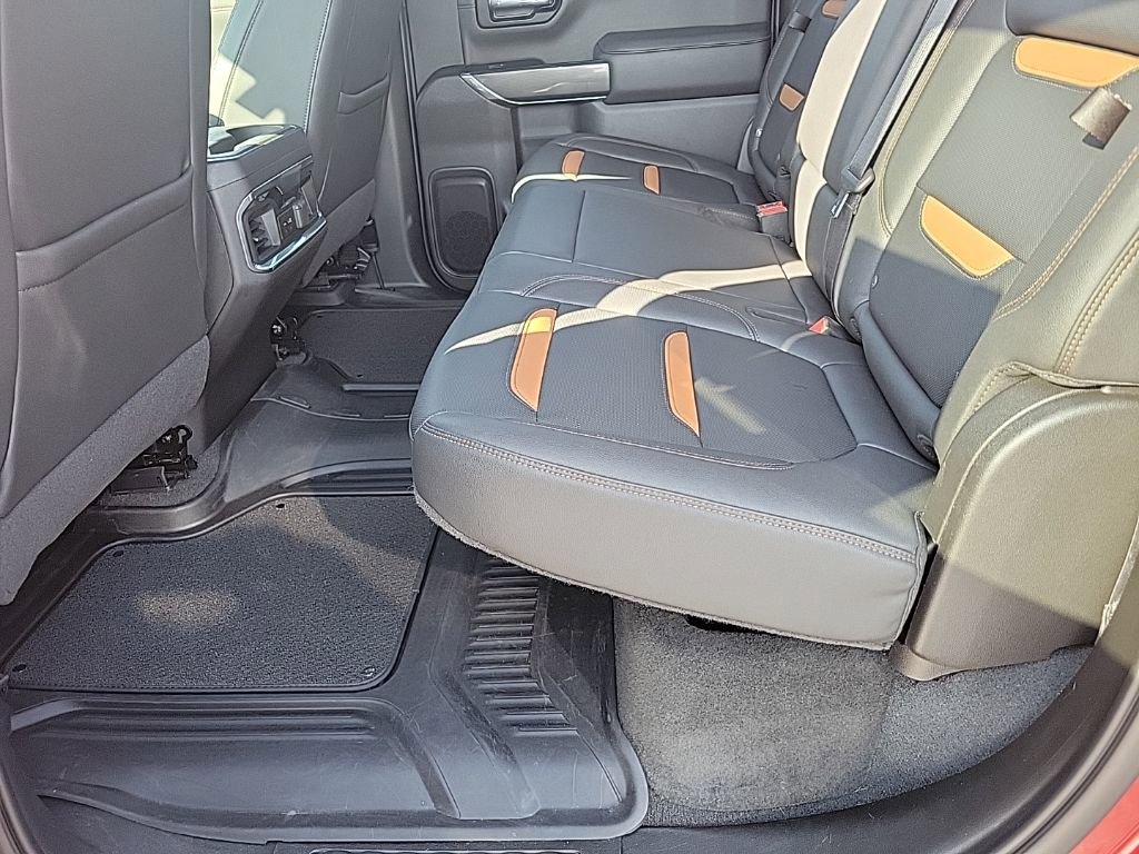 Used 2022 GMC Sierra 1500 AT4 w/ AT4 Premium Package image 5
